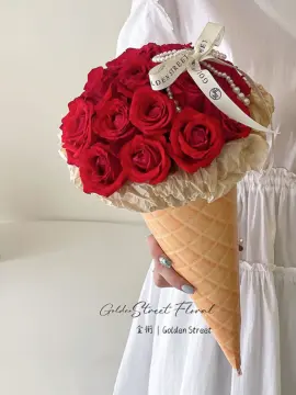 Cream Bouquet (Wrapping Paper Bouquet)