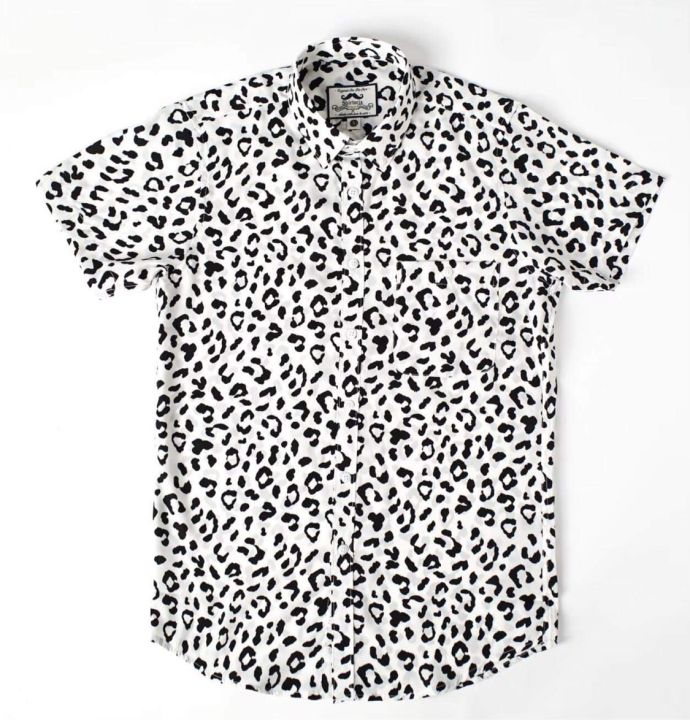 shirtoria-ลาย-cheetah-ทรงslim-fit-เสื้อเชิ้ตผู้ชาย-เสื้อเชิ้ตผู้ชายแขนสั้น-เสื้อเชิ้ตลาย-เสื้อเชิ้ตฮาวาย-ผ้าviscose