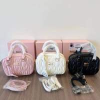 พร้อมส่ง?กระเป๋า miu miu อุปกรณ์ครบกล่อง