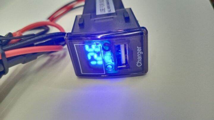 พอร์ตชาร์จ-usb-volt-meter-ตรงรุ่น-isuzu