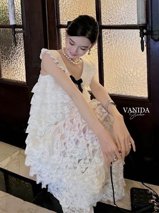 แม็กซี่เดรสผ้าลูกไม้ระบสยเป็นชั้นๆงานสวยหรูป้ายvanida