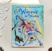 หนังสือนิทานภาษาอังกฤษ แม่มดวินนี่ Winnie in winter หนังสือนิทาน นิทานภาษาอังกฤษ ปกอ่อนเล่มใหญ่ หนังสือมือสอง