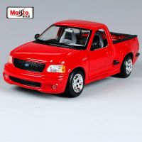 1:21 Ford SVT F-150 Lightning [Maisto]