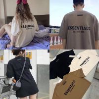 “Essentials T- Shirt” ???(330฿ฟรีส่ง) เสื้อยืดแบรนด์ดัง รุ่นใหม่ งานชนช็อปเลยค้า ดีเทลสกรีนลายโลโก้ติดทนแน่นทั้งหน้า-หลัง พร้อมเย็บแถบยางนูนด้านหลัง ใส่ยังไงก็สวยเป๊ะ valen