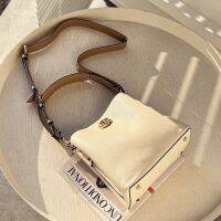 ?ส่งฟรี?กระเป๋าสะพายโคช ✅?% (ภาพถ่ายจากสินค้าจริง) โค้ช WILLOW SHOULDER BAG IN COLORBLOCK