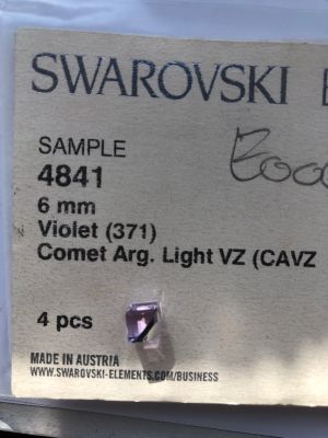 Swarovski Fancy stone 4841 6mm violet