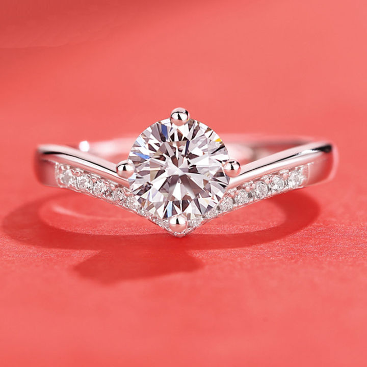Nhẫn Cưới KJ  Cặp nhẫn cưới là hình ảnh cách điệu của đôi vương miện dành  cho Quân vương Hoàng hậu tượng trưng cho tình yêu cao quý vững bền Thiết
