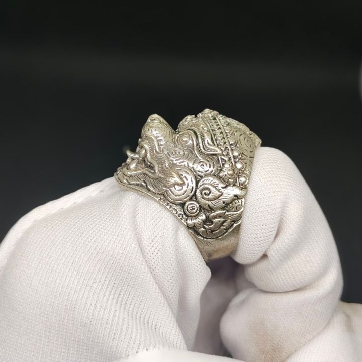 แหวนพญาหนุมาน-เนื้ออัลปาก้าชุบเงิน-สวยงาม-ใส่ดูมีสง่าราศี-กระชับนิ้วมือ