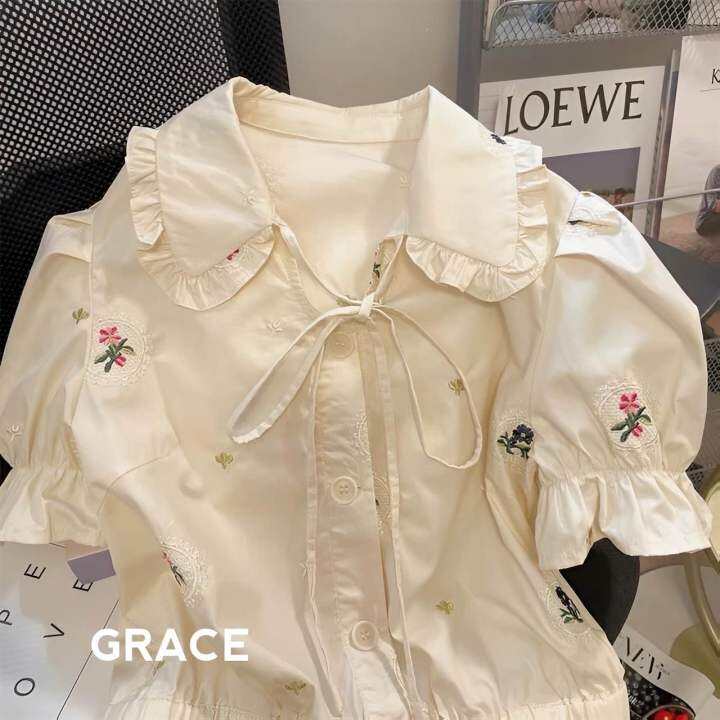 เสื้อคอบัวงานปักสวยมากป้ายgrace