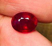 ทับทิมธรรมชาติ 2.95cts 9x7x5mm. วงรี 2.95cts natural ruby 9x7x5mm oval