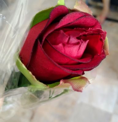 ดอกกุหลาบ ช่อเดียว วาเลนไทน์ valentine เป็นแบบ ผ้า