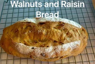 Walnuts and Raisin Bread 450 g (weight before baking)European homemade bakery