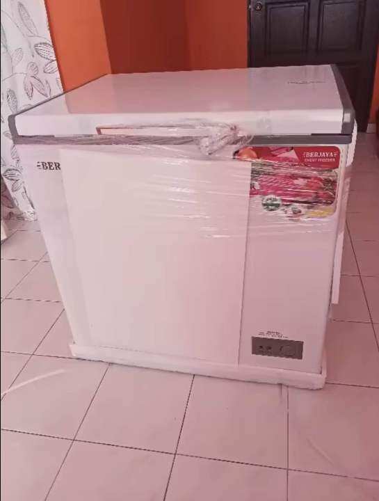 Berjaya Premium 230L Dual Chest Chiller & Freezer BJYCFSD300B. Lazada