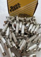 (3ชิ้น) FUSE 7A 250V /  FUSE 10A 250V / FUSE 20A 250V  Bussmann Fuse abc-10  Fast Acting Ceramic Tube แบบเซรามิก ขนาด 5x30mm. ฟิวส์กระเบื้องของญี่ปุ่น ของแท้ สินค้าใหม่เก่าเก็บ ของดี ในไทยพร้อมส่ง