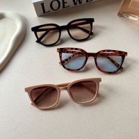 Lady grey sunglasses