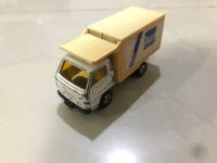 โมเดลรถเหล็ก Tomica Isuzu ELF รถบรรทุก สนามบิน Japan