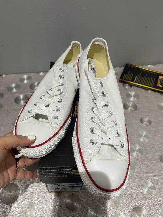 converse low cut white