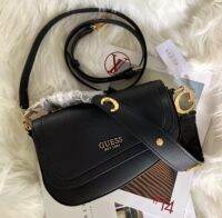 ?พร้อมส่ง GUESS คลอใหม่ กระเป๋า​ทรงพอช สาย​ 2 เส้น