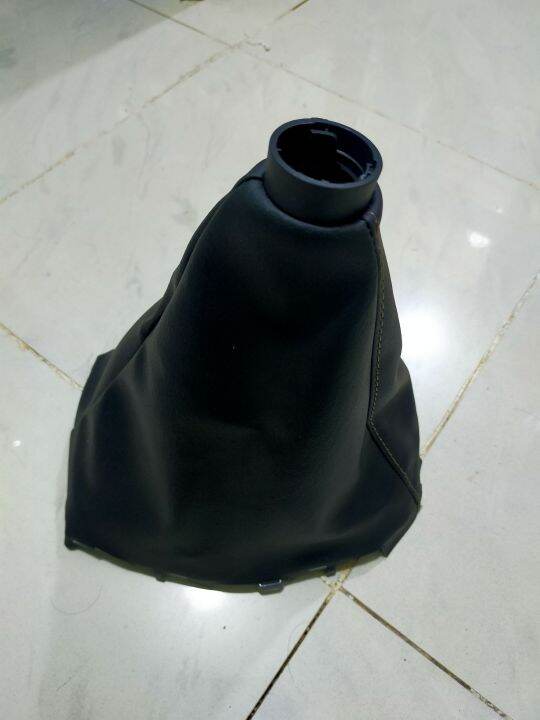 Boot shift knob persneling manual Toyota Innova reborn original