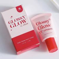 ครีมกันแดด GLOSSY GLOW กลอสซี่โกลว์ กันแดดหน้าเงา ฉ่ำ เนื่อcc ไม่อุดตัน ใช้ได้ทุกสีผิว ของแท้ SPF50 PA+++