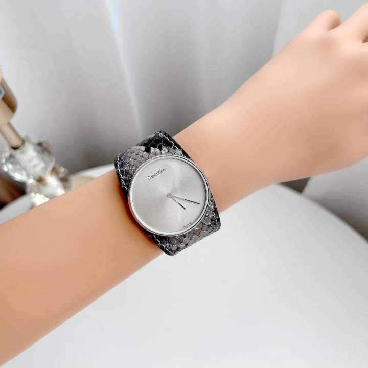 ของแท้100-นาฬิกาข้อมือ-calvin-klein-spellbound-grey-dial-ladies-watch-k5v231q4