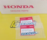 สติ๊กเกอร์เครื่องหมายHONDA (80มม.)ติดบังลมหน้าซ้ายขวา แท้ wave125i รุ่นไฟหน้าLED สีโครเมียมพื้นน้ำเงิน อะไหล่แท้ศูนย์HONDA(86102-K73-T90ZF)รวม2ชิ้น