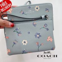 กระเป๋าสตางค์ CORNER ZIP WRISTLET WITH MYSTICAL FLORAL PRINT (COACH C8701) ออก Shop USA รับประกันของแท้ 100%