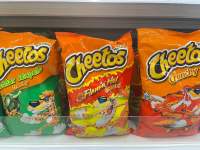 Cheetos Cheese Snack Crunchy 215g /Flamin  Hot/Cheddar Jalapeno 8oz