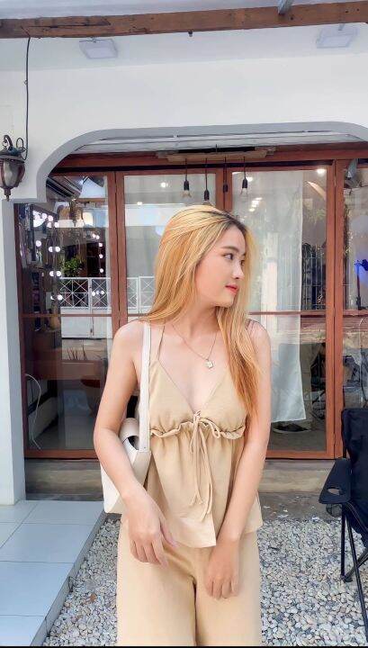 ชุดเซ็ต-สายเดี่ยวมัดคอสม๊อคหลัง-กางเกงขาบานระบาย