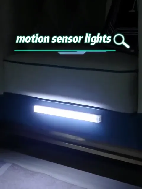 COD โคมไฟเซ็นเซอร์ PIR ไฟสำหรับกลางคืน ไฟเซ็นเซอร์อัตโนมัติ ไฟติดผนังไร้สาย ไฟใส่ตู้เสื้อผ้า ไฟเซ็นเซอร์ โคมไฟ LED USB Motion Sensor Light