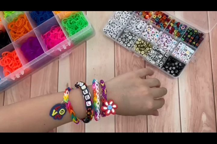 Monster Tail Design  Rainbow Loom Bracelet Designs with Monster Tail   Apps  148Apps