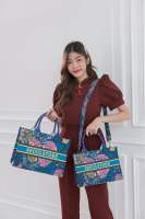 Lady bags ลายผีเสื้อ(Size S)กระเป๋าปักชื่อ