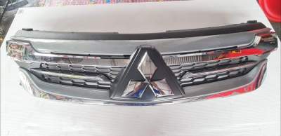 กระจังแปลงใส่ Mitsubishi Triton 2015 ถึง 2018 ใส่ได้ทั้ง 2WD และ 4WD กระจังแท้ปาเจโร่ 2015-18 แปลงใส่ Triton เวอร์ชั่น*สีเดิมเคลือบเงา สวยเงางามคงทน