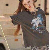 ?? พร้อมส่ง (used like new)?? เสื้อยืด แบรน GW รุ่น unicorn T-shirt รุ่นหายาก ผ้าดี ลายสวยมากๆ?? รุ่นแรกของแบรน?