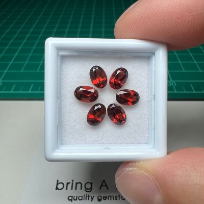 โกเมน (garnet) ขนาด 6x4 มม. พลอยโกเมน สีแดงสวย เจียระไนเหลี่ยมสวย พลอยไม่มีตำหนิไฟเต็ม