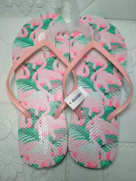 Old navy pineapple hot sale flip flops