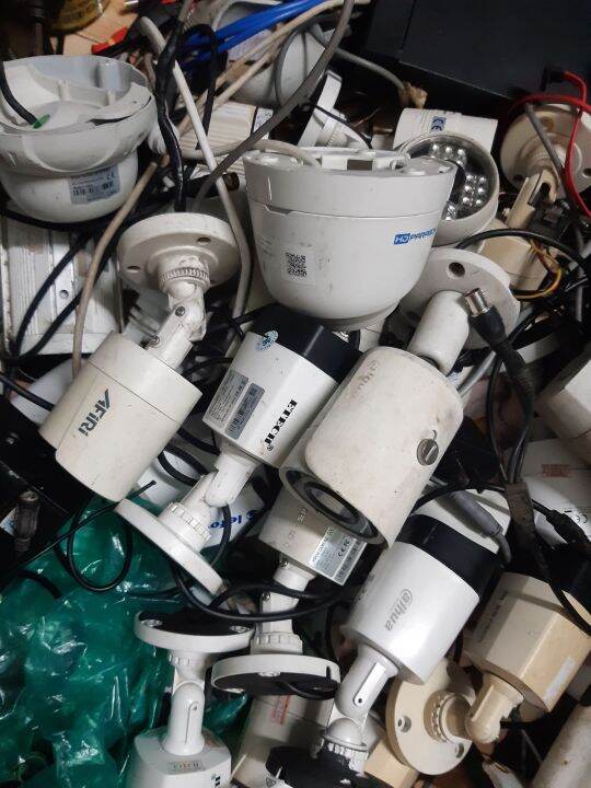 Camera Analog cũ 1.0m.Có hồng ngoại quay đêm dùng cho đầu ghi. Lazada.vn