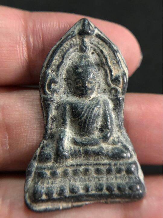 พระเครื่องเนื้อโลหะเก่าๆ-พระบ้านเก่าเก็บเนื้อสวย-thai-amulets-no-2052