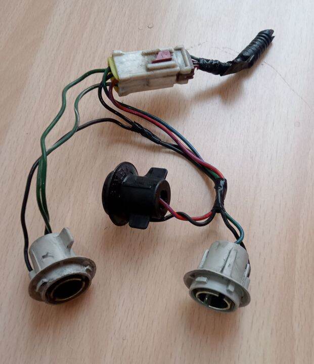 STANLEY GENUINE! Mitsubishi Lancer Tail Light sockets harness (pizza