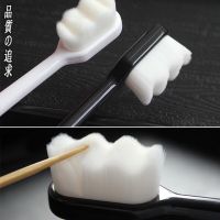 แปรงสีฟันขนนุ่ม แปรงสีฟันญี่ปุ่น 20,000 เส้นใย นุ่มดุจกำมะหยี่ แถมกล่องเก็บแปรง อ่อนโยนต่อเหงือกและฟัน แปรงสีฟัน แปรงฟัน แปรงขนนุ่ม
