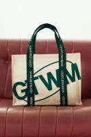???New+พร้อมส่ง???กระเป๋าแบรน GENTLEWOMAN รุ่น GW CYBERSPACE BOX TOTE BAG จุของได้เยอะ สวย มีสไตล์ เท่ดูดีมากใบนี้??✨