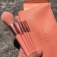 NEE CARA Make​up brush N615 set  ชุดแปรง​ 5 ชิ้น มีกระเป๋าแถมด้วยคือดี้ดี ขนนุ่ม​ ให้สัมผัสบางเบา ใช้แล้วไม่ละคายเคืองผิวหน้า ​**ของแท้ พร้อมส่ง