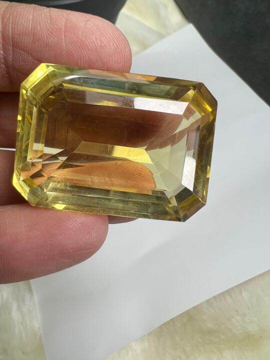 lab-lemon-topaz-88-carats-size-32x25mm