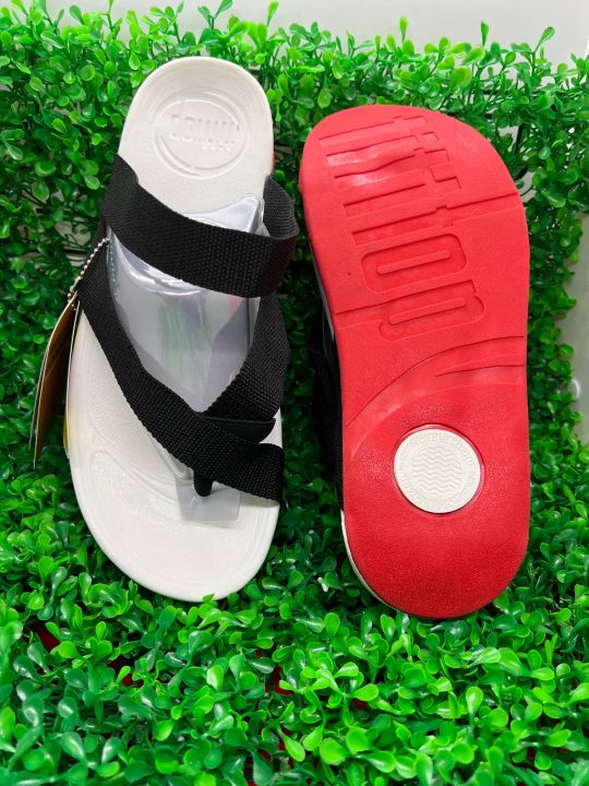 fitflop-รองเท้าผู้หญิงใส่สบายนิ่มดี-ไซด์ผู้หญิงผู้ชายมีเบอร์-38-ถึง-45ราคาถูกลดเปอร์เซ็นต์-50-ถ่ายมาจากร้านจริง