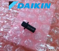 หมุดยึดบานสวิงDaikin  (สีดำ) ใช้กับหลายรุ่น ตัวแทนจำหน่ายอะไหล่แท้Daikin  อะไหล่แท้ 100%