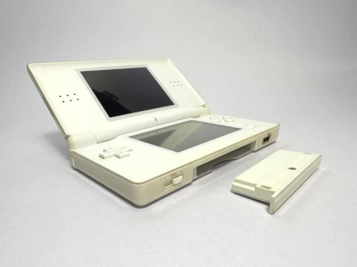 เครื่อง-nintendo-ds-lite-japan-crystal-white-nds-ndsl