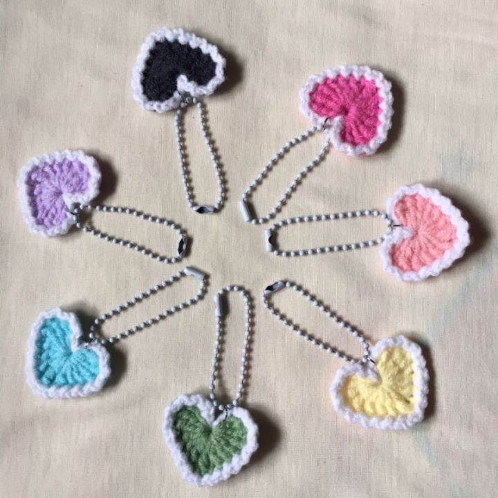 mini-heart-crochet-keychain-พวงกุญแจไหมพรมหัวใจมินิ-พร้อมส่ง