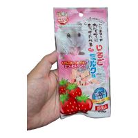 Marukan ขนมหวานรสสตรอเบอร์รี่และนม สำหรับหนูแฮมเตอร์ 60g (ML370)
Marukan ขนมรสสตรอเบอร์รี่และนมสำหรับแฮมสเตอร์ ขอแนะนำ ขนมในรูปลูกบาศก์ที่มีท่าทางน่ารักที่แฮมสเตอร์กินในมือ เพลิดเพลินไปกับสองรสชาติของสตรอเบอร์รี่และนมในเมล็ดเดียว มีแคลเซียมช่วยบำรุง