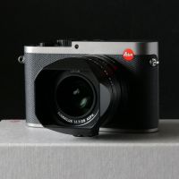 ( Used!! ) Leica Q Titanium ( Near Mint )