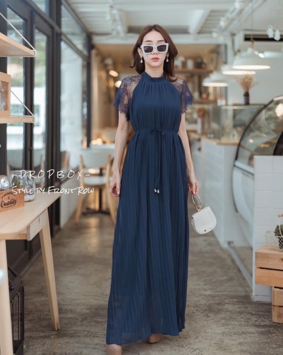 maxi-plete-dress-เดรสอัดพลีทมีซับยาว-ไหล่แต่งลูกไม้-ชุดใส่ออกงาน